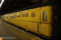 975984 